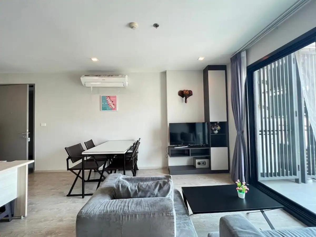 2 Bed Room, Large Living Room @ Central Pattaya Exterior photo